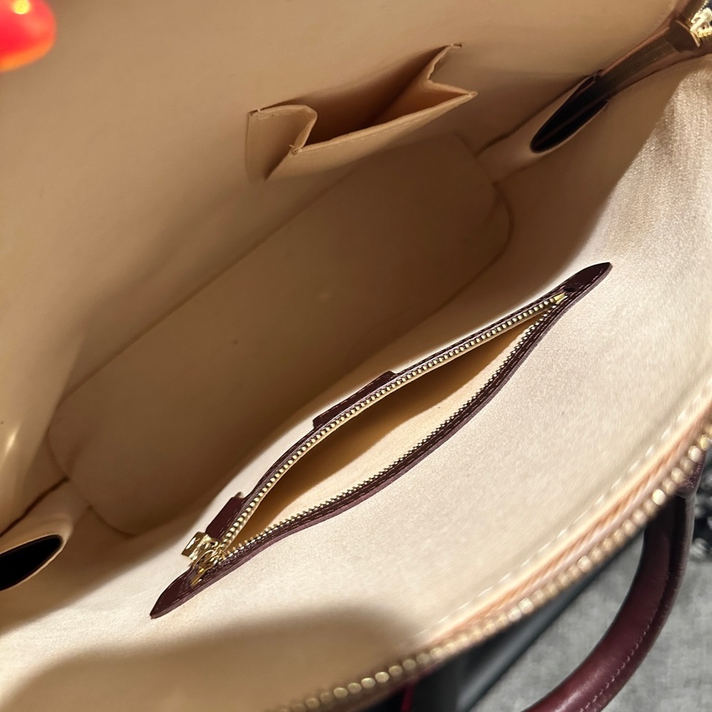 Louis Vuitton Red and Brown Satchel with Signature Pattern Alma - Picture 4 of 13